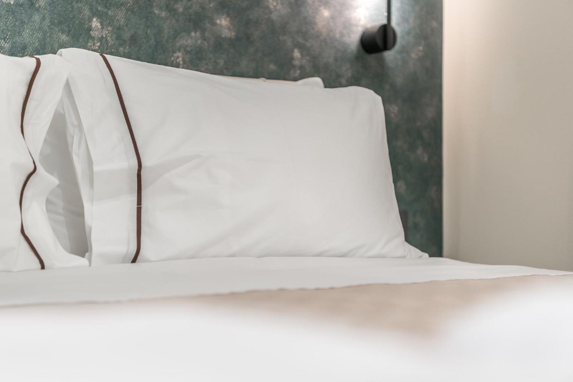 Piazza Luxury Apartments Тирана Экстерьер фото
