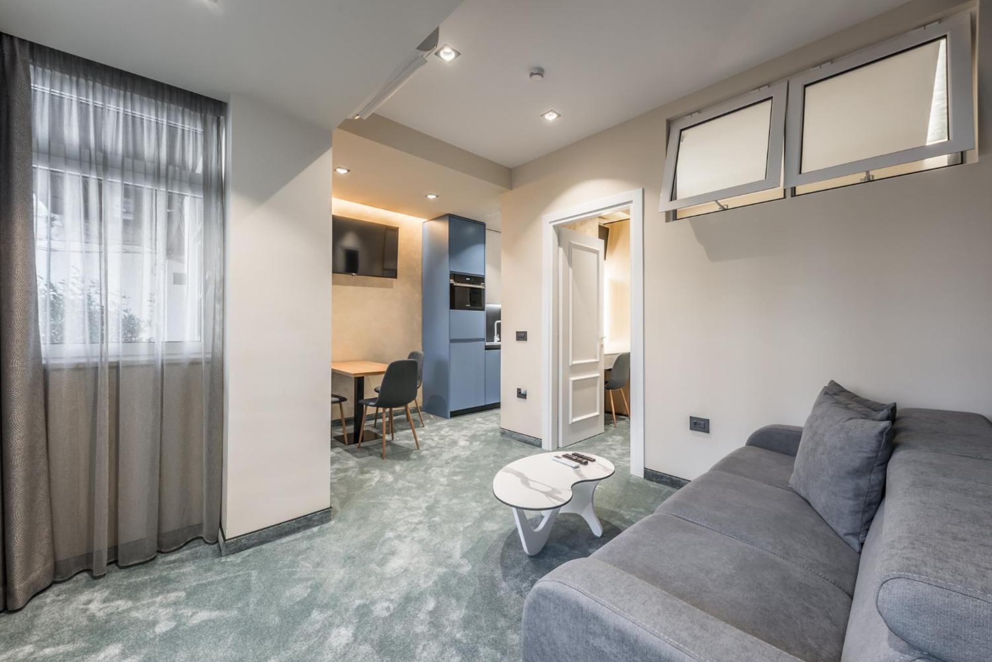 Piazza Luxury Apartments Тирана Экстерьер фото