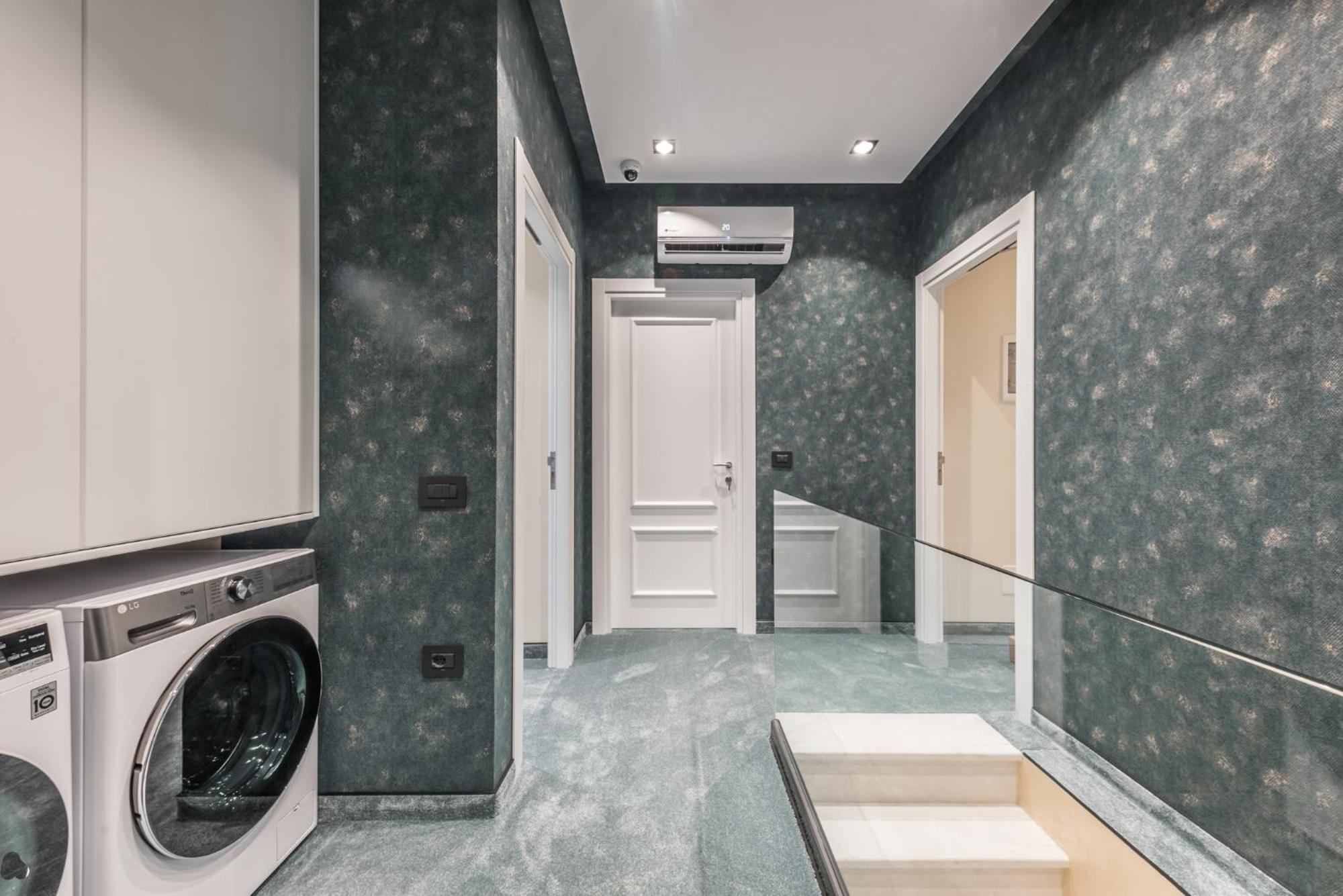 Piazza Luxury Apartments Тирана Экстерьер фото
