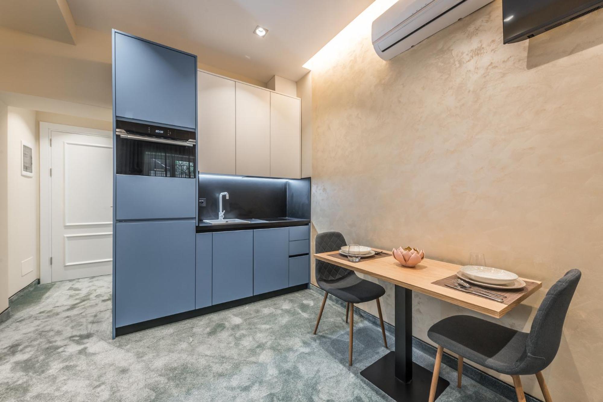 Piazza Luxury Apartments Тирана Экстерьер фото
