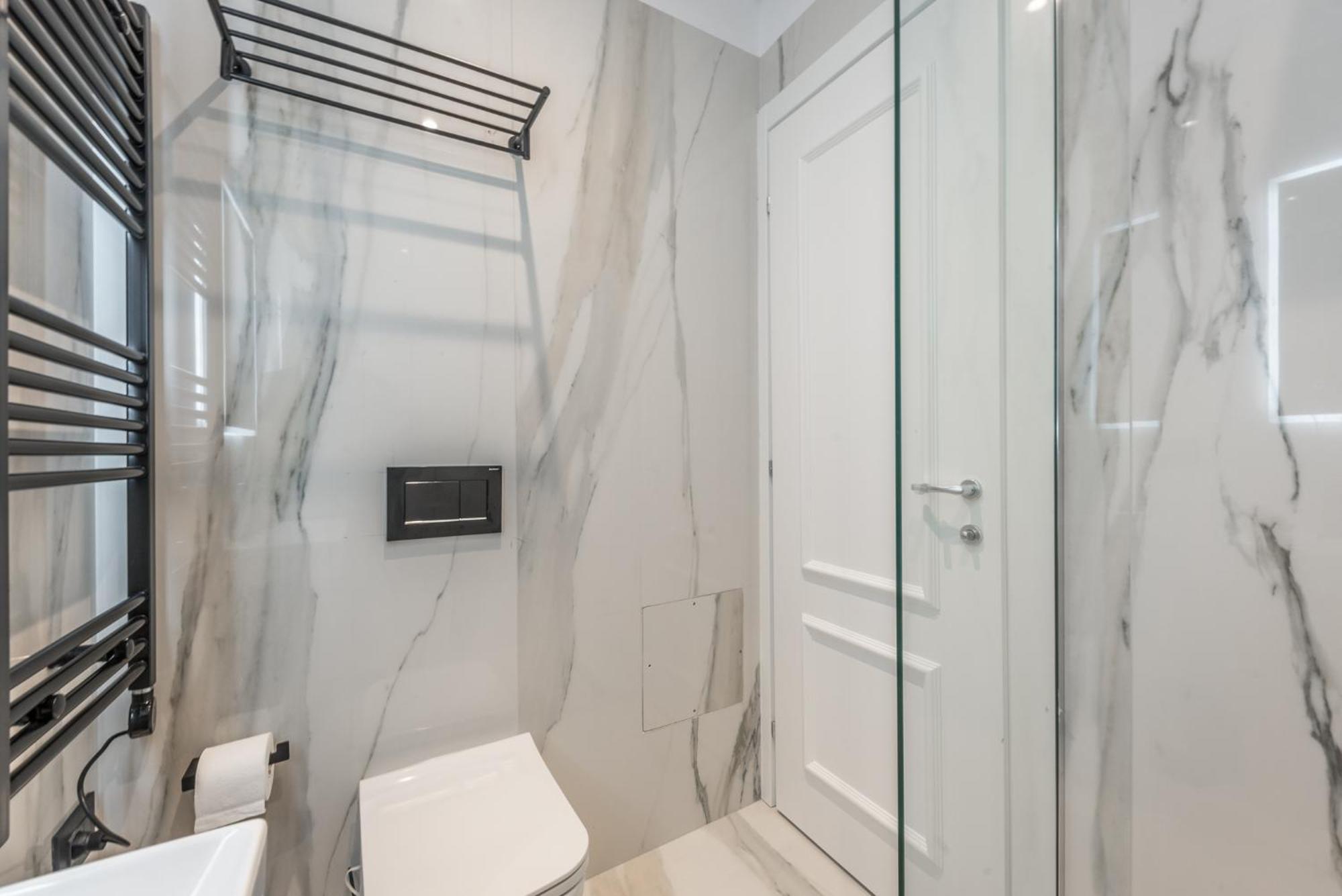 Piazza Luxury Apartments Тирана Экстерьер фото